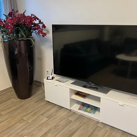 Apartamento Ferien-whg Stuenkel Nahe Steinhuder Mit Garten Und Balkon
